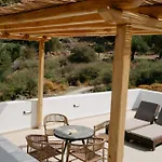Pnoes Skyros 4*