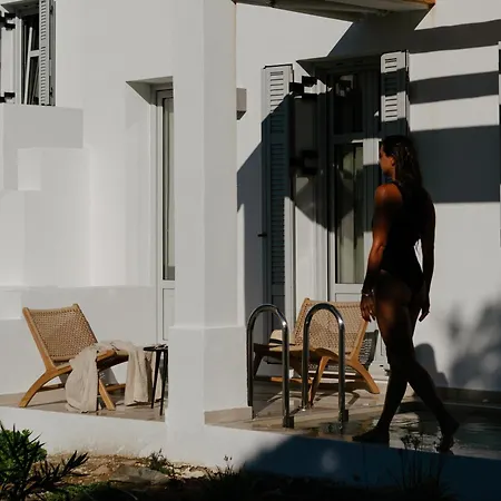 Гостевой дом Pnoes Skyros