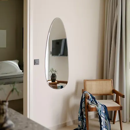 Pnoes Skyros Kalamitsa