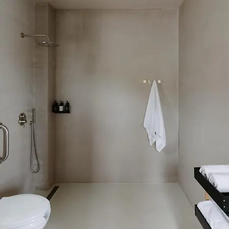 Pnoes Skyros Kalamitsa